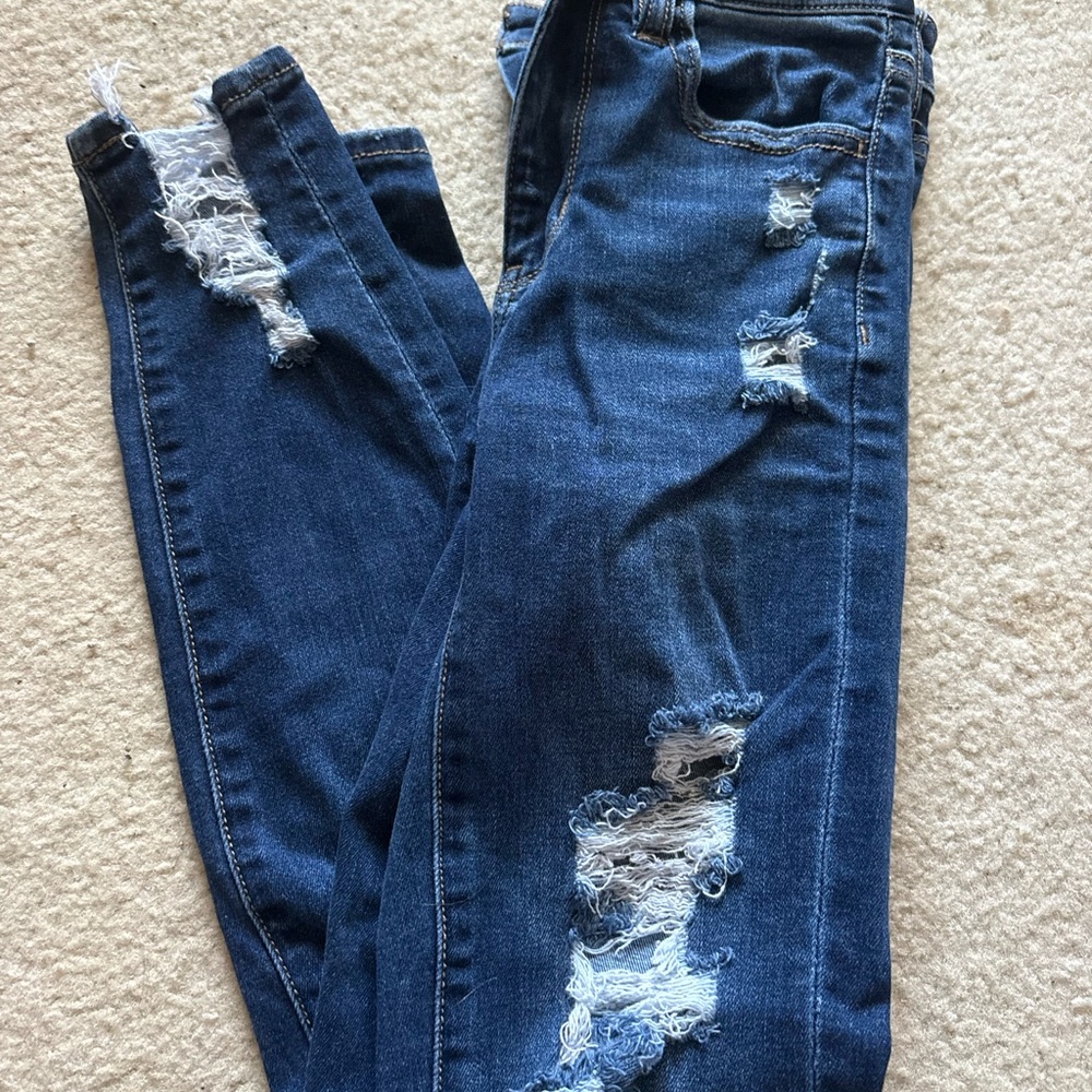 American Eagle Outfitters High Rise Distressed Blue Jeans